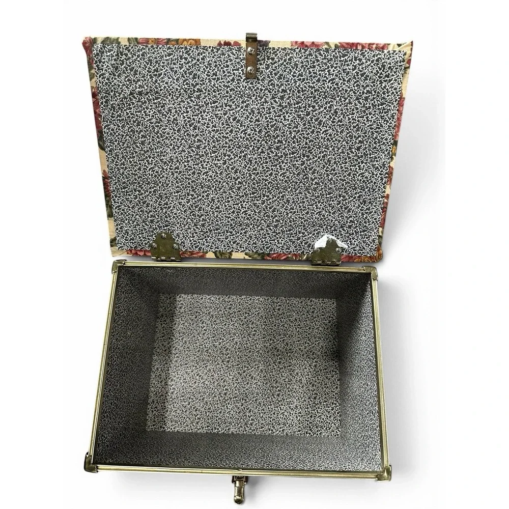 Vintage Deco Trunk Co Floral Flower Fabric Trunk Box Sewing Storage Brass Granny